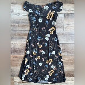 TINSEL Floral Dress New with Tags LARGE
